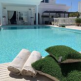 White House Luxury Hospitality