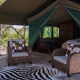Nkwe Safari Lodge