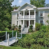 Frog Hollow Bed and Breakfast