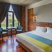 Treasures Hotel and Suites