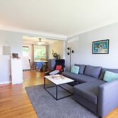 Two Bedroom West Stadium Bungalow - Unit 524