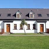 Hookless Holiday Homes