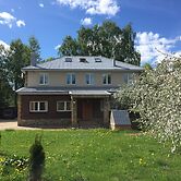 House on the Volga Zavidovo