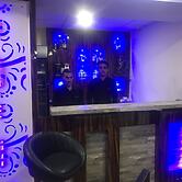 Hotel Triund Heights