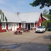 Sjötorps Vandrarhem & Rum - Hostel