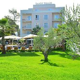 Sandy Beach Resort