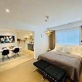 Easy Livin Apartment Hotel by Stubor