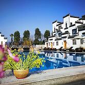 Huangshan Huizhou Creek Villa