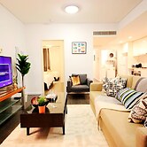 Spacious Apartment Central Location