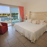 Marina Banderas Suites