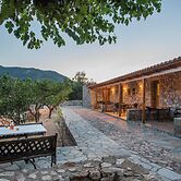 Georgia's Houses - Melitzanakia