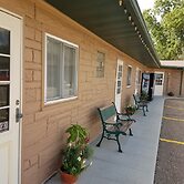 Sleep For Less Motel