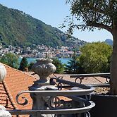 Villa Liberty - Lake Como Rooms & SPA