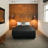 Indulge Apartments -The Urban Collection