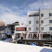 La Vista Hotel - Stay on the Slopes