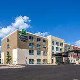 Holiday Inn Express & Suites Reedsville - State Coll Area by IHG