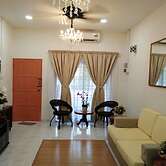 Ainis Guest House at The Lost World of Tambun