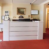 Linaker Nurse's Quarters