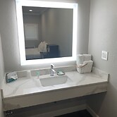 Elmwood Motel