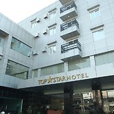 Top Star Hotel