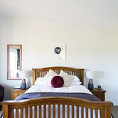 Tasman Hill Lodge - Adult Only