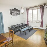 Popa Apartment