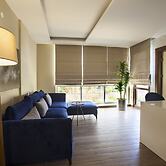 Maxuite Hotel in Home