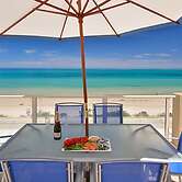 Adelaide Luxury Beach House