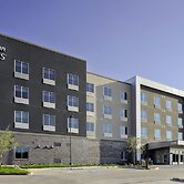 Holiday Inn Express & Suites Lubbock Central - Univ Area by IHG