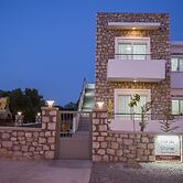 Haraki Stone Apartments