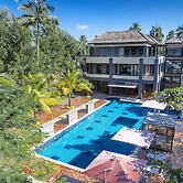 Ocean Paradise Resort