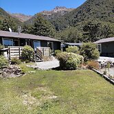 Arthur's Pass Alpine Motel