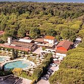 Club Del Sole Viareggio Family Collection