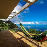 Cottage Ocean View by Analodges