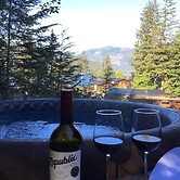 The Great Escape Secluded with Hot Tub