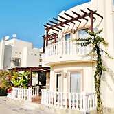 Turquoise Residence 3 Bedrooms with Pool