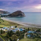 Mahia Beach Motel and Holiday Park