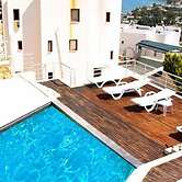 Villa Sandra Torba - 5 Bedrooms