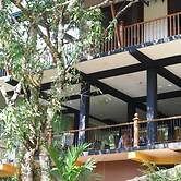 Birds Paradise Hotel