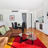 Caulfield Executive Apartment