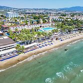 RİSUS RESORT HOTEL KUŞADASI