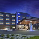 Holiday Inn Express Grand Rapids Airport North by IHG