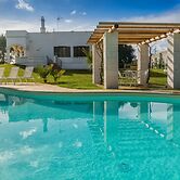 Villa Aura