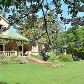 Old Halliwell Country Inn