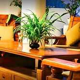 Marina Bay Retreat & Spa