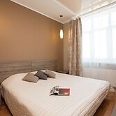 Apartment Etazhydaily 8 Marta