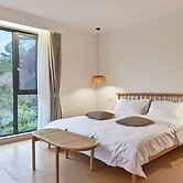 Riverside Retreat Hotel