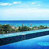 The Palms Resort & Bar