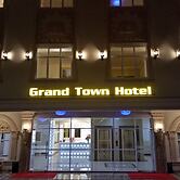Grand Town Hotel Mandai