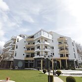 Hotel 1 Maji